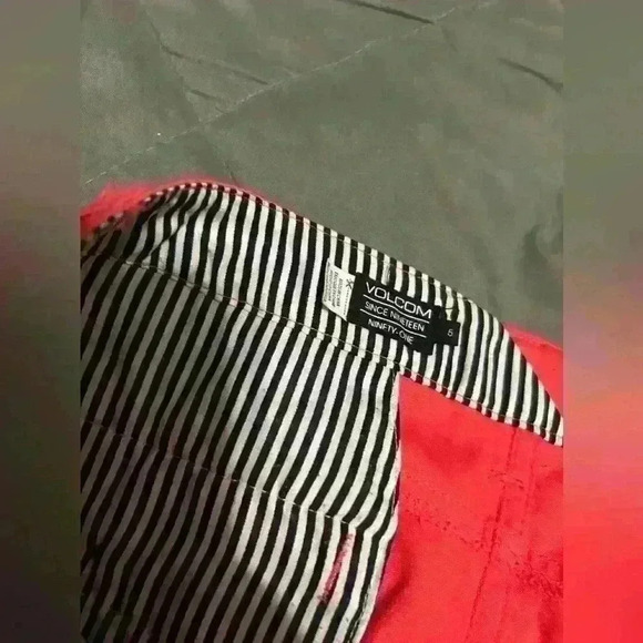 Volcom shorts  pink size 5 - Picture 3 of 5